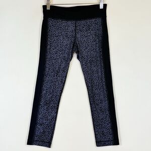 Under Armour Womens Small Black Grey Crackle Base‎ Layer Cropped Leggings Pants